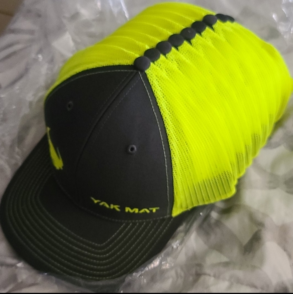 Yakmat hats